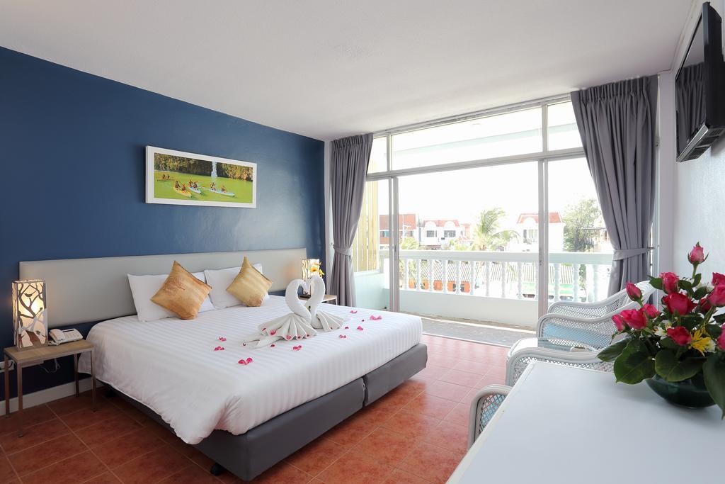 On Hotel Phuket - Sha Karon Rum bild