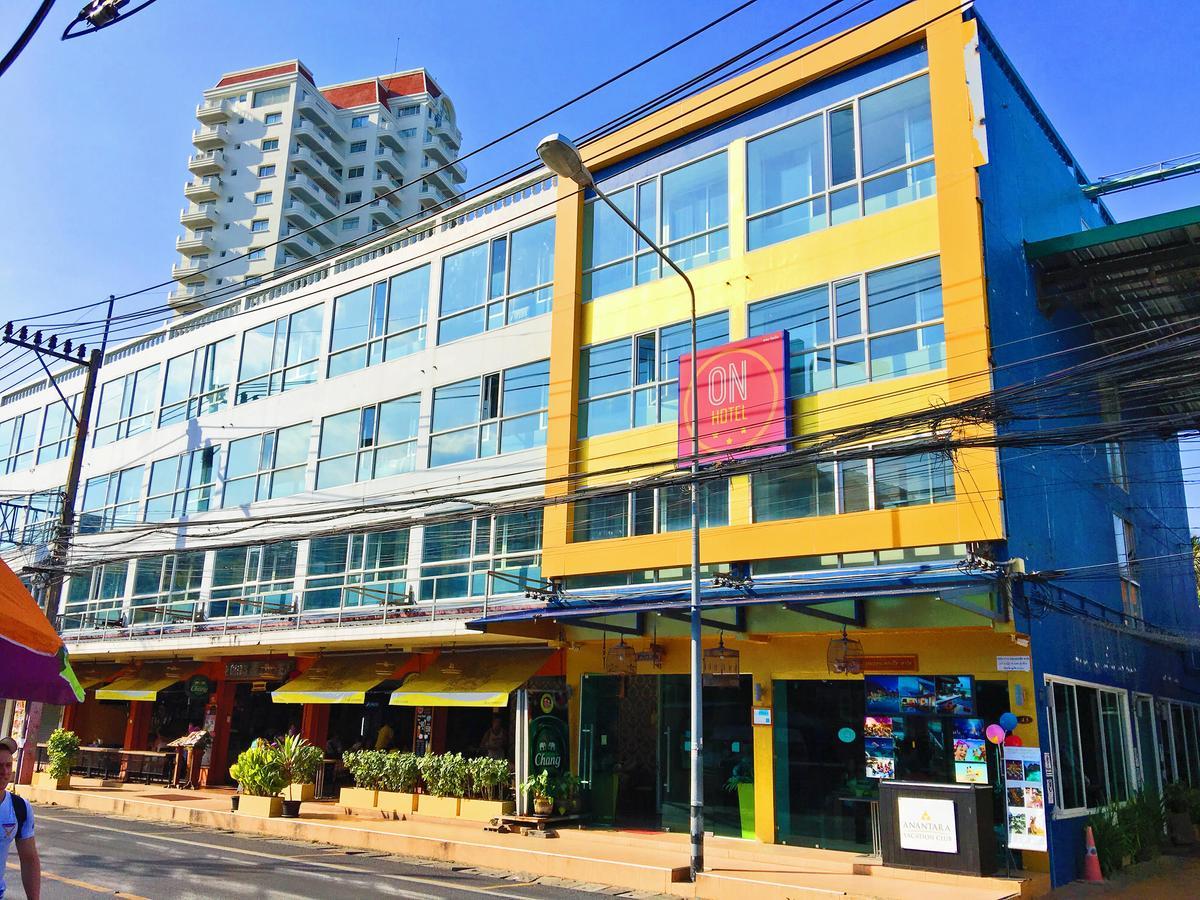 On Hotel Phuket - Sha Karon Exteriör bild